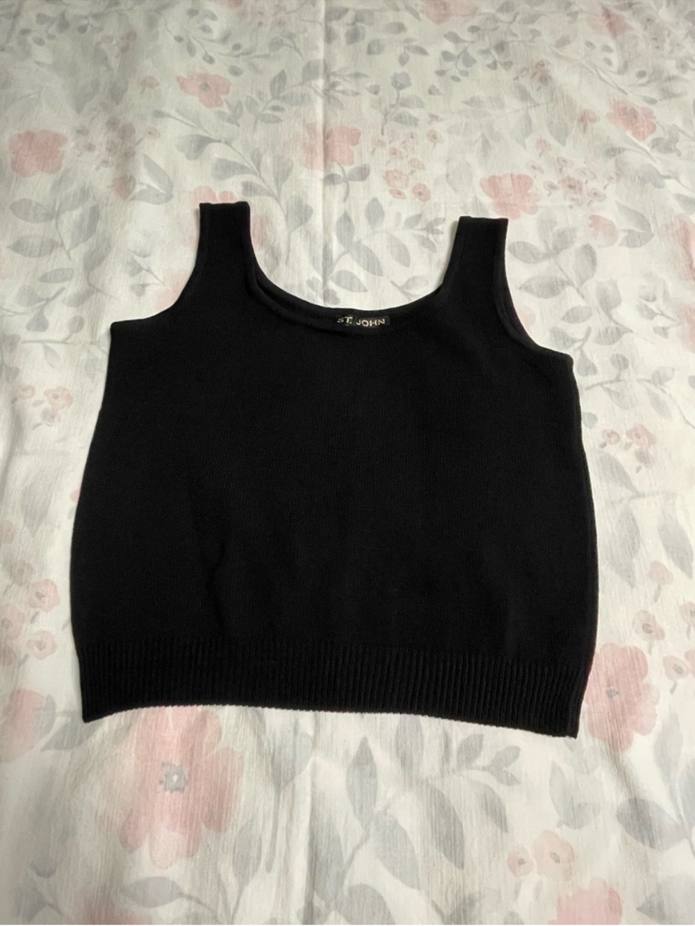 St. John Basics knit Tank Medium